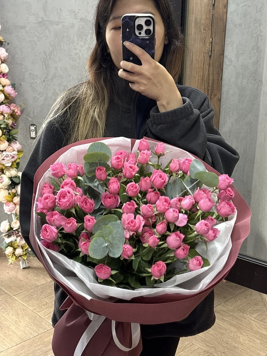 Розовое облако из кустовых роз - купить в Астане с доставкой