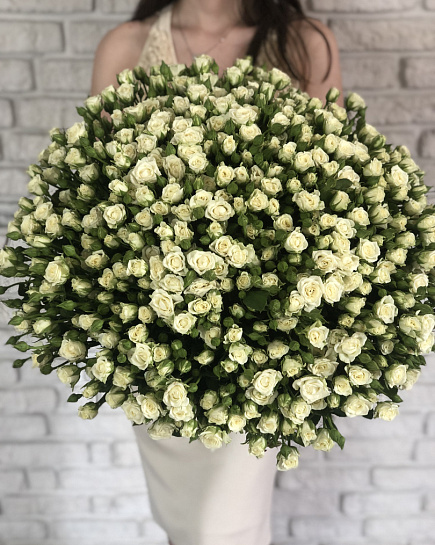 Букет 101 роза-спрей Snowflake 40 см с доставкой по Караганде