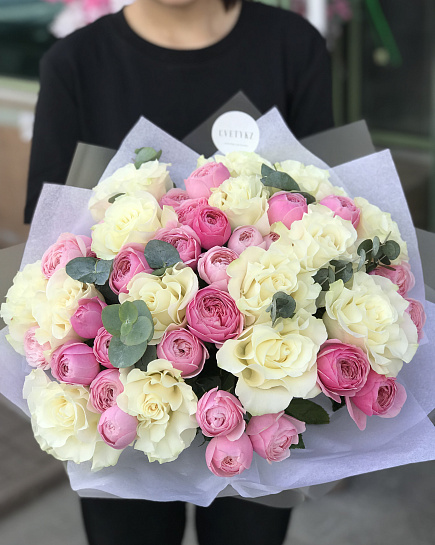 Bouquet of AMORE flowers delivered to Astana