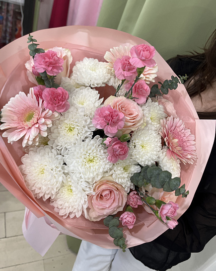 Assembled bouquet with delivery to Astana
