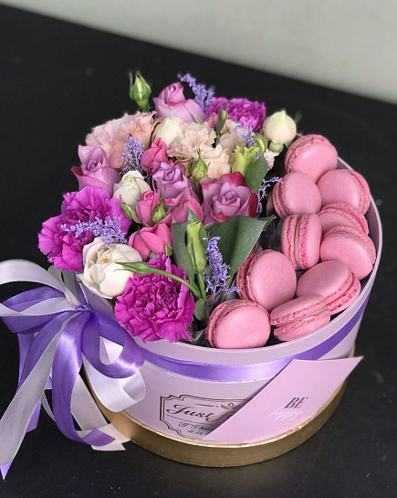 Bouquet of box of macaroons flowers delivered to Astana