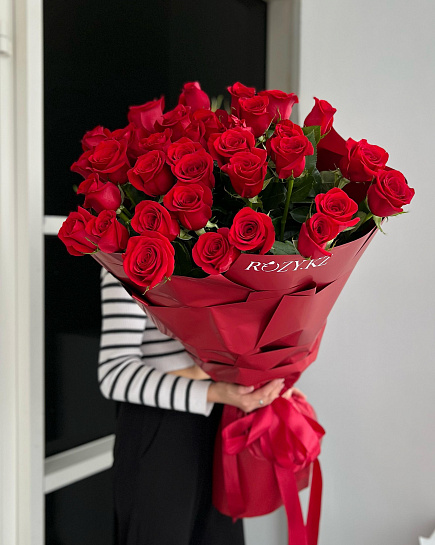 Bouquet of Bouquet of 35 meter roses (90-100cm) flowers delivered to Astana