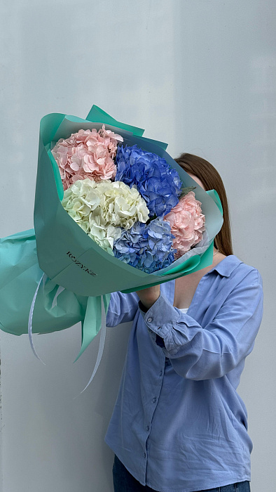 Bouquet of 5 hydrangeas