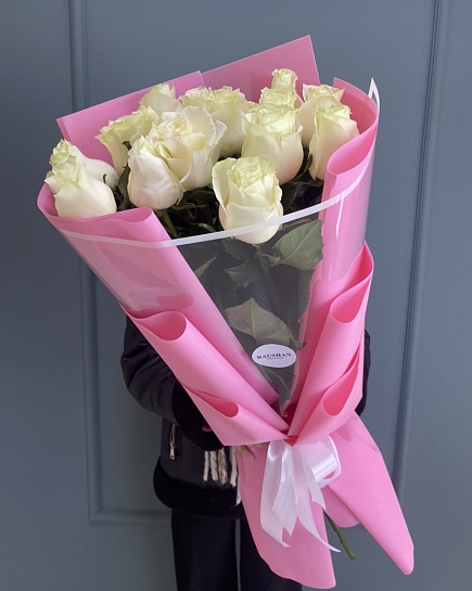 Моно букет из 13 белых метровых роз  с доставкой по Астане