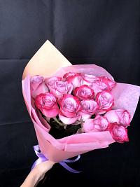 Букет из фиолетовых голландских роз