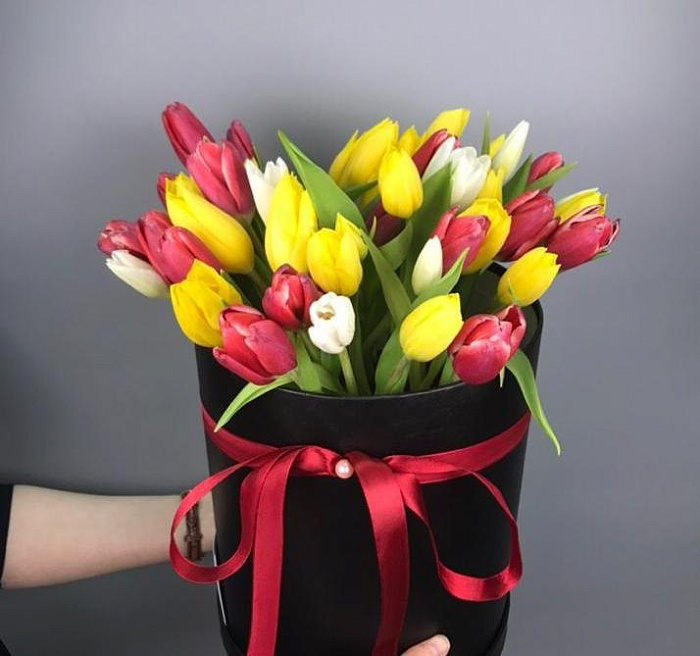 Juicy mix of tulips in a box