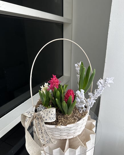 Весеннее пробуждение в корзине с доставкой по Астане