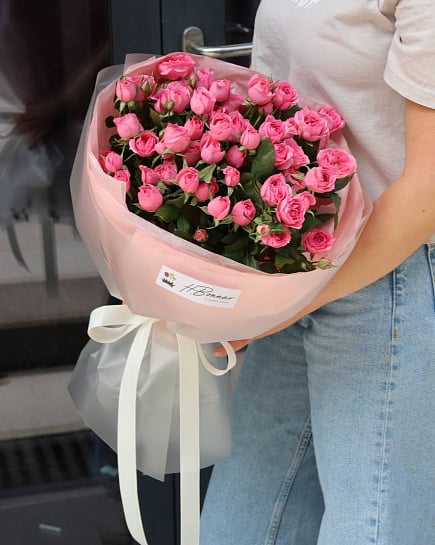 Bush roses 9 pcs with delivery to Almaty