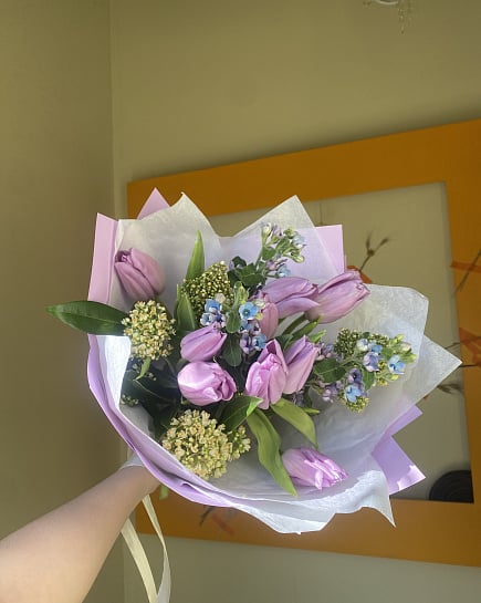 Сиреневое очарование с тюльпанами с доставкой по Астане