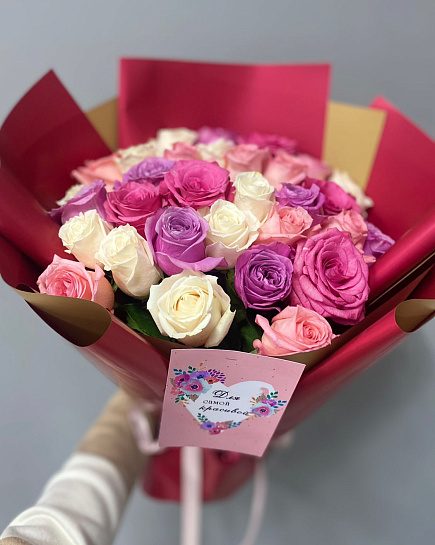 Bouquet of 25 mix roses flowers delivered to Aktau
