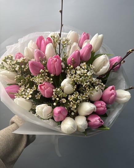 Весеннее вдохновение: букет из тюльпанов с доставкой по Астане