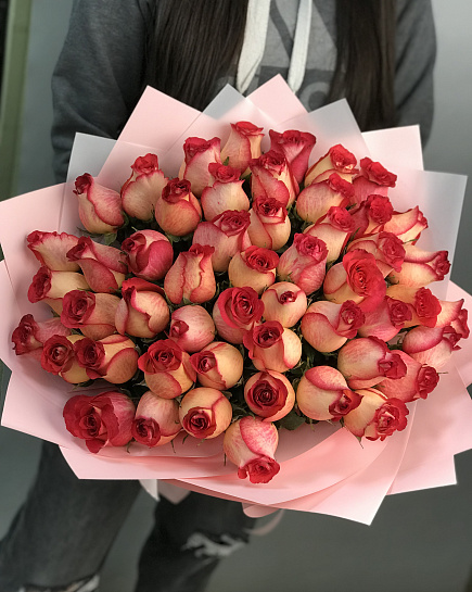 101 Roses (color to the florist's taste) with delivery to Astana