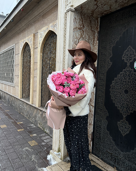 Bouquet of Juliet M flowers delivered to Almaty