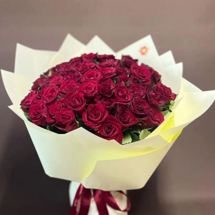 bouquet of 51 red roses