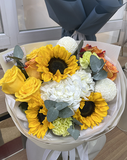 Assembled bouquet with delivery to Astana