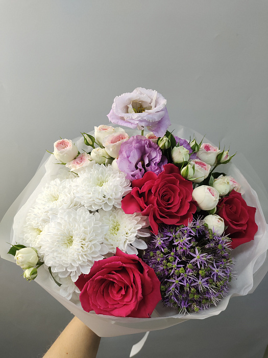 Assembled bouquet Assembled bouquet