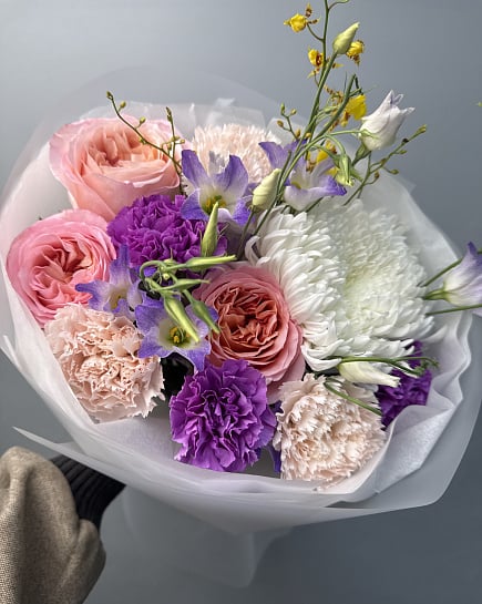 Цветочный микс с пионовидными розами и орхидеями с доставкой по Астане