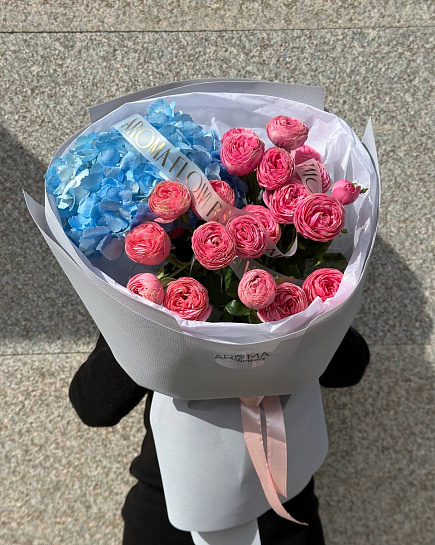 Bouquet of spray roses and hydrangeas with delivery to Astana