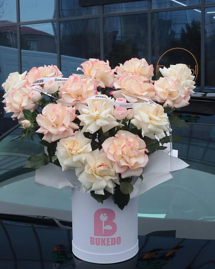 Bouquet of Spring rose garden M flowers delivered to Shymkent