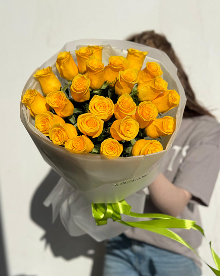 Букет из 25 желтых роз с доставкой по Астане