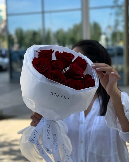 Букет из 9 красных роз с доставкой по Астане