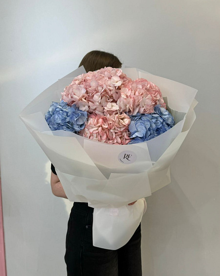 Mono bouquet of hydrangeas with delivery to Kostanay.