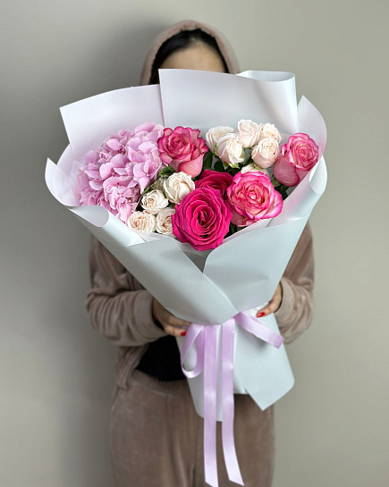 Bouquet of Flower garden hydrangea, spray roses flowers delivered to Astana