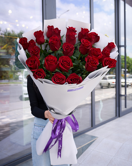 Букет из красных голландских роз с доставкой по Шымкенте