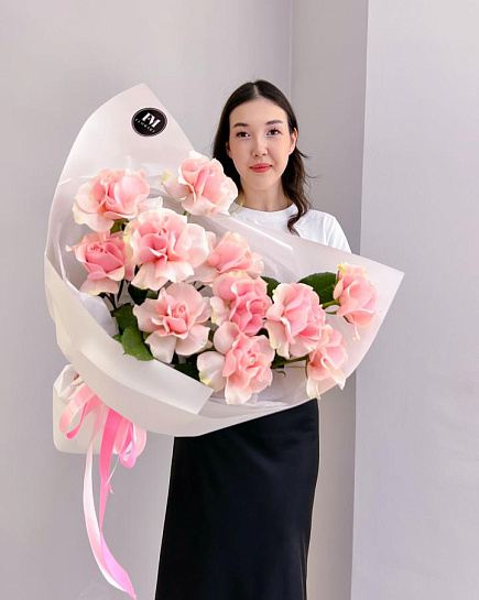 Bouquet of French roses with delivery to Astana