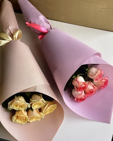 Дуэт кустовых роз в пастельных тонах с доставкой по Павлодаре