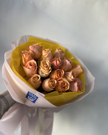 Bouquet of 15 persistent roses with delivery to Astana