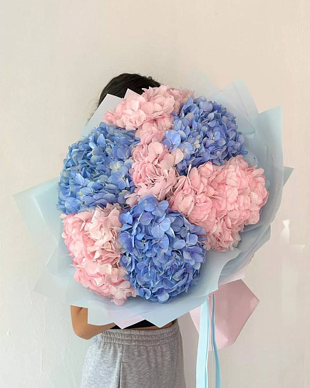 delicate bouquet of hydrangeas with delivery to Almaty