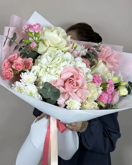 Catherine's bouquet of roses, hydrangeas and carnations with delivery to Almaty