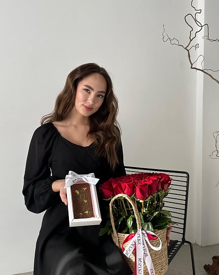 Combo of basket and Dubai chocolate with delivery to Astana