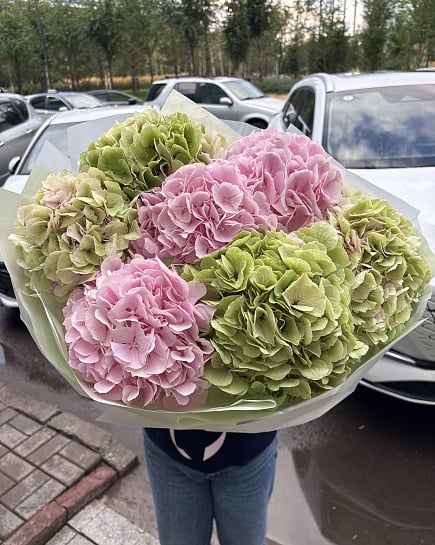 Большой круглый розовый букет из гортензий с доставкой по Астане