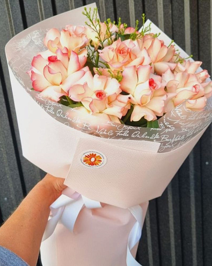 Bouquet of 17 French Roses with delivery to Almaty