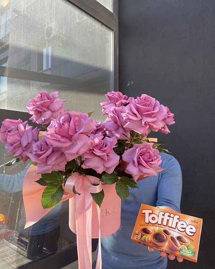 Bouquet of Toffee combo flowers delivered to Astana