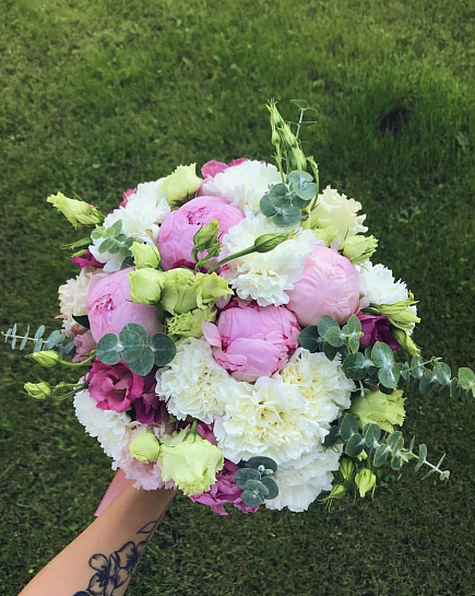 Bouquet of Bride's happiness flowers delivered to Astana