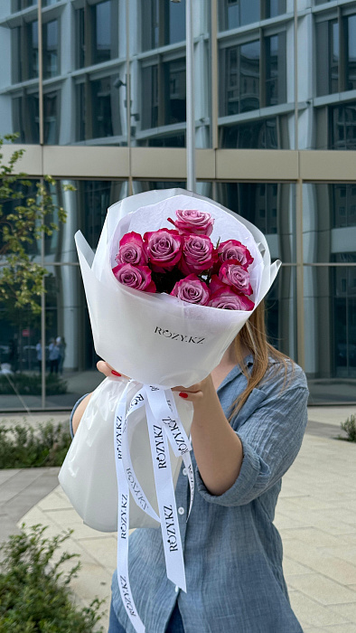 Bouquet of 9 roses