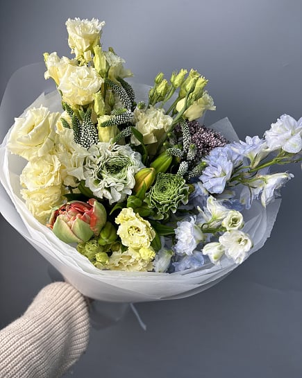 Нежный букет с ранункулюсом и эустомой с доставкой по Астане