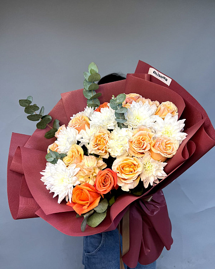 Bouquet of Peach kiss flowers delivered to Astana
