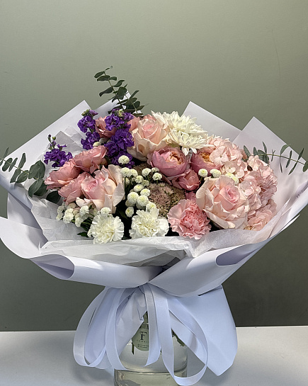 Assembled bouquet with delivery to Almaty