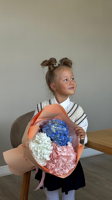 Bouquet of 3 mix hydrangeas