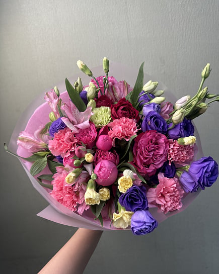 Яркий микс из пионовидных роз и эустомы with delivery to Astana