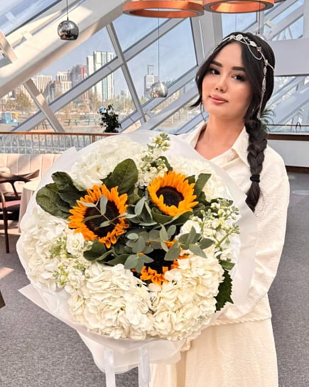 Цветы 34900 ₸ с доставкой по Астане