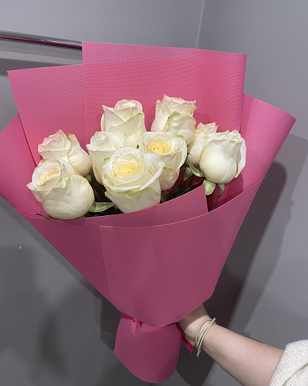 Bouquet of 9 roses with delivery to Pavlodar