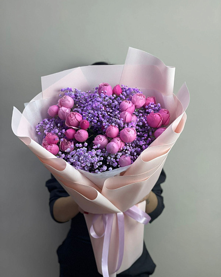 Bouquet of Silva pink with gypsophila flowers delivered to Astana