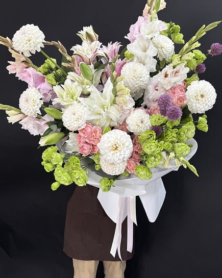 Lala Flowers with delivery to Almaty