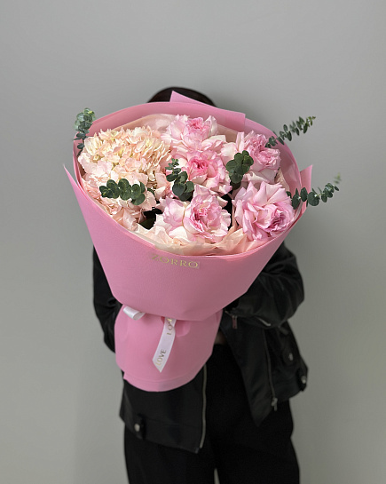 Cutie with delivery to Astana