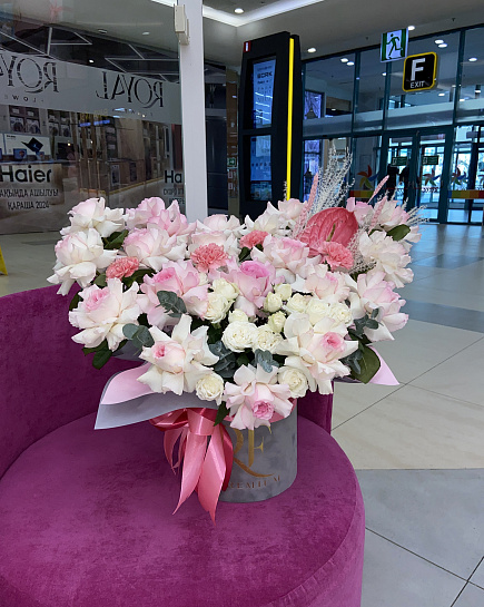 Assembled bouquet with delivery to Almaty